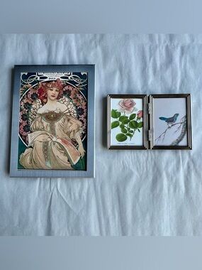 VTG Silver Tone Metal Picture Photo Bi-Fold Frame w/ Fine Art Prints-Set of 2